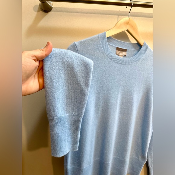 J.Crew Women’s 100% Cashmere Classic Fit Crewneck Sweater Size S in Light Blue - Picture 6 of 12